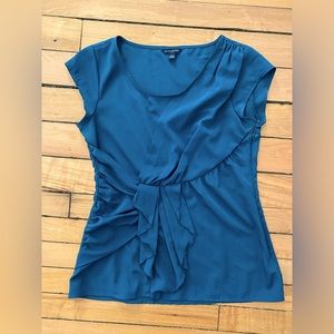 Banana Republic cap sleeve pleat detail blouse